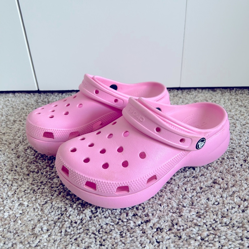 Pink Classic Platform CROCS size 6